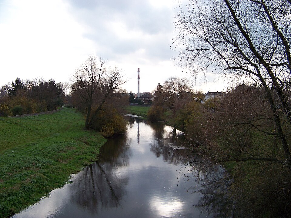 Řeka Morava v Olomouci z černovírského mostu