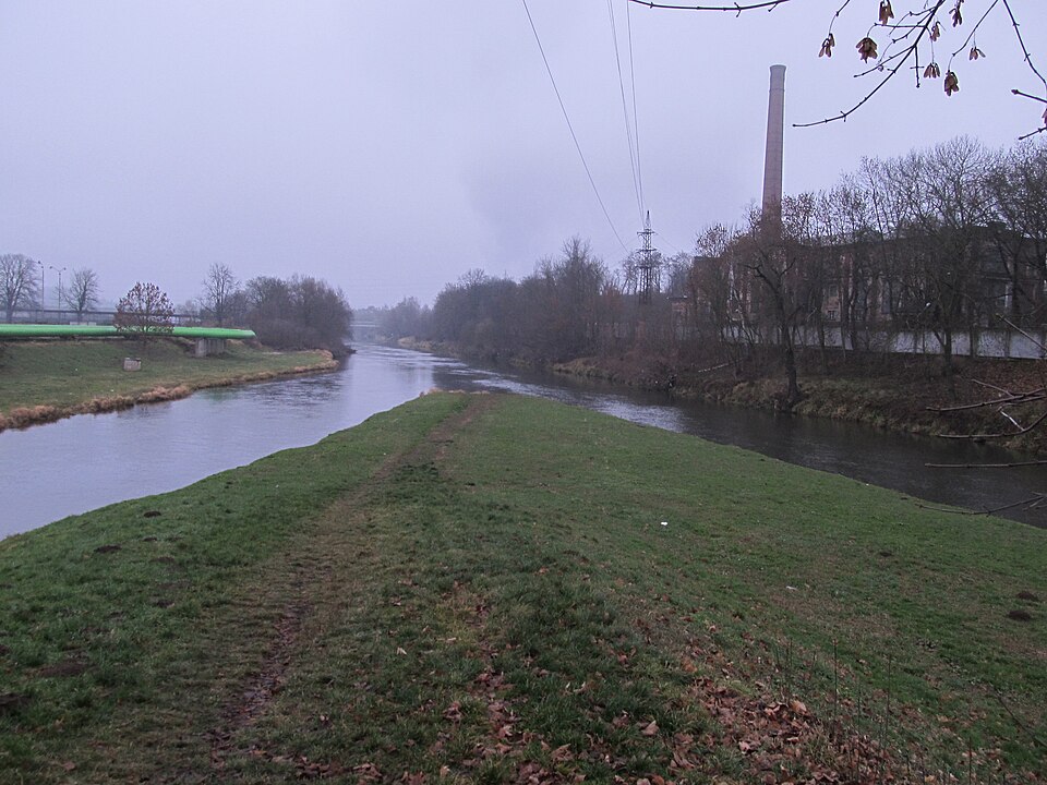 Soutok Mže a Radbuzy pod plzeňským pivovarem